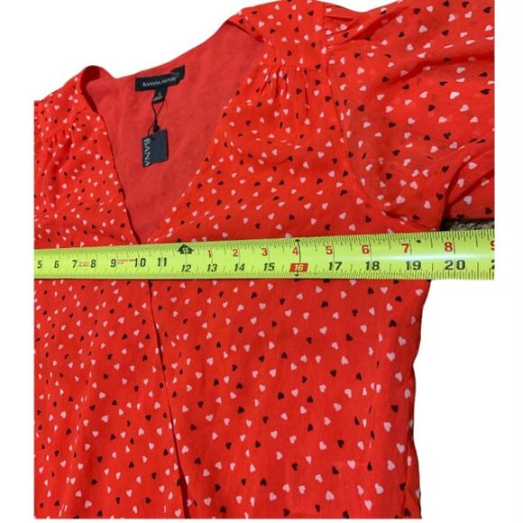 Banana Republic Red Puff Sleeve Top Size Small - Picture 9 of 12